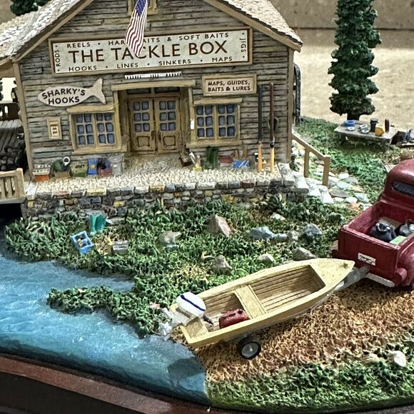 Danbury Mint “The Tackle Box” Collectors Great Cond, No Chips - Picture 6 of 6